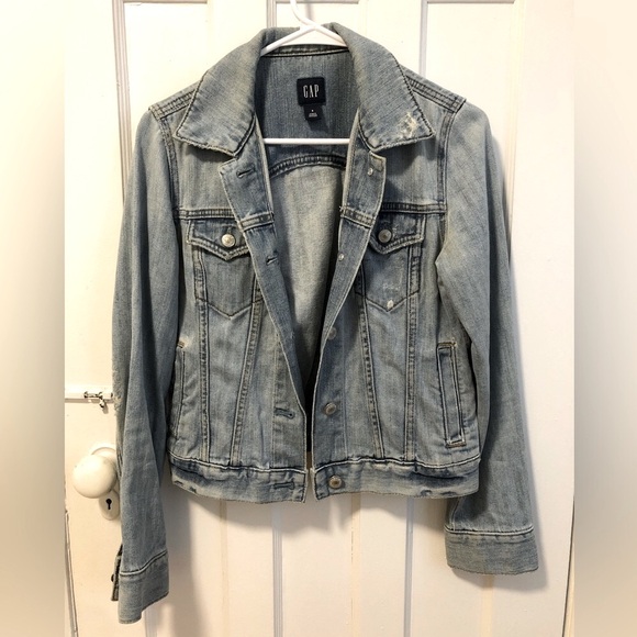 Gap Distressed Denim Jacket - Picture 2 of 6